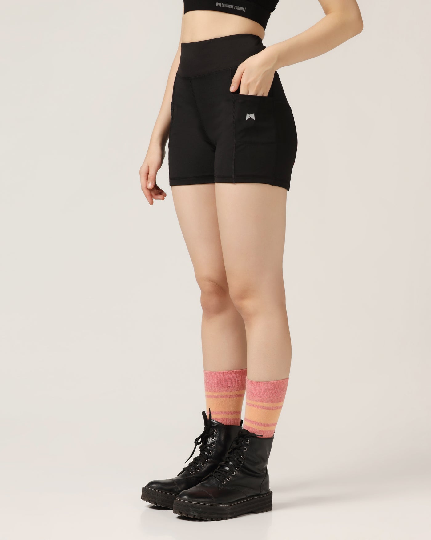High Waist Shorts With Hip Support – Black