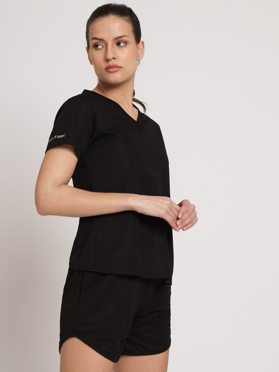 Back slit t-shirt - Black