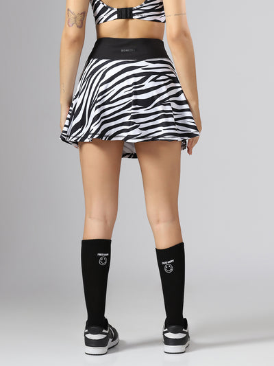 Wavy Flared Printed Skorts