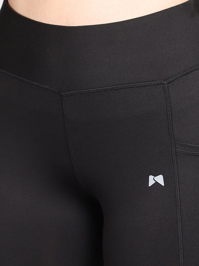 Side Pocket Medium Waist Tight – Solid Black